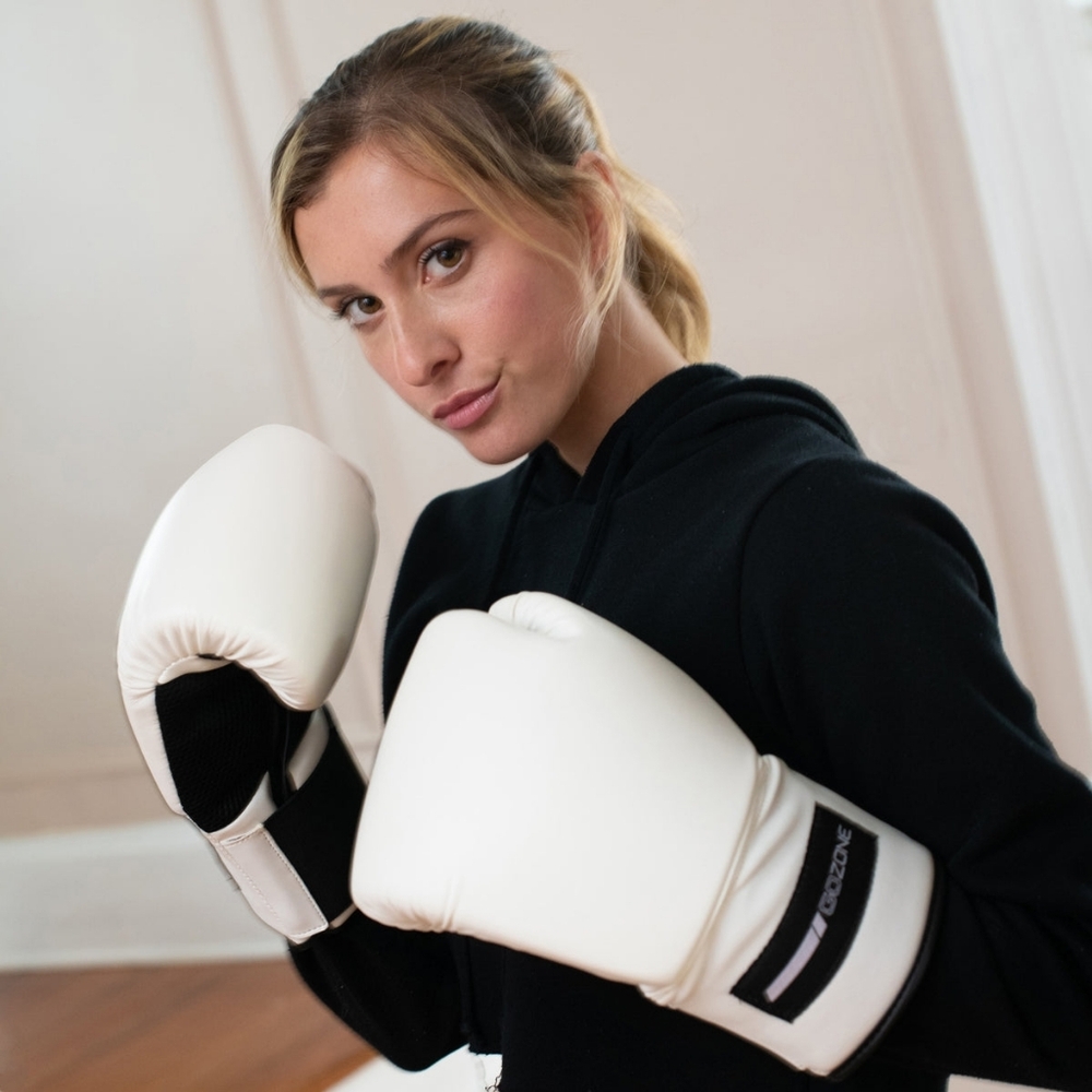 New In Package Womens Boxing Gloves!